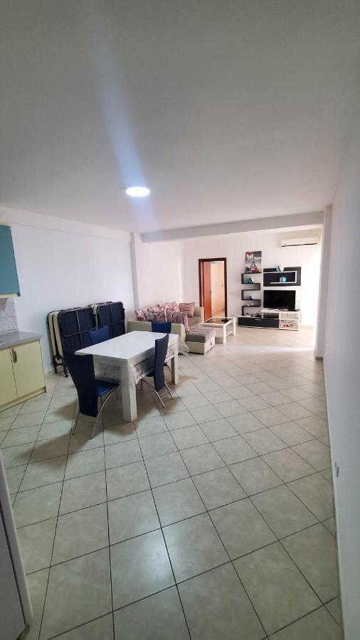 Sea View Apartments Saranda מראה חיצוני תמונה