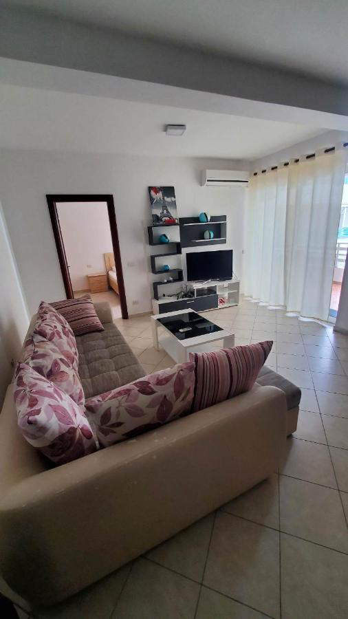 Sea View Apartments Saranda מראה חיצוני תמונה